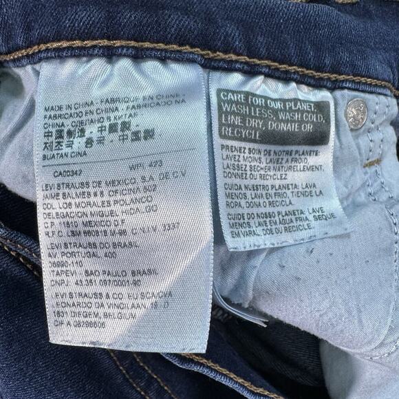 Levi's Womens Mid Rise‎ Stretch Cuffed Mid Length Shorts Size 32 | Cotton Blend - Picture 7 of 9